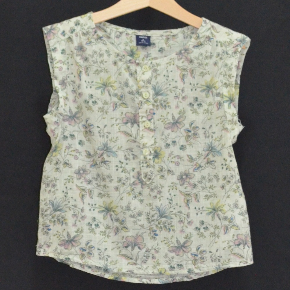 💗 GAP Spring Blouse - Picture 2 of 4